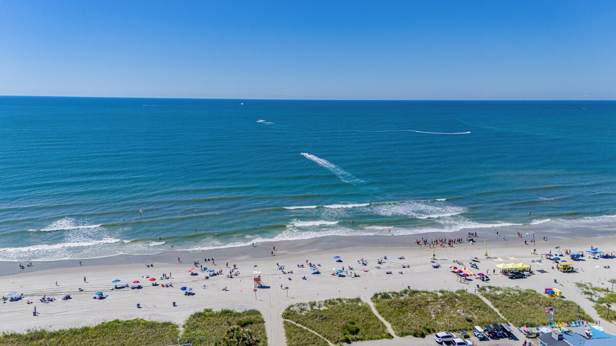 The wide North Myrtle Beach strand and Atlantic surf